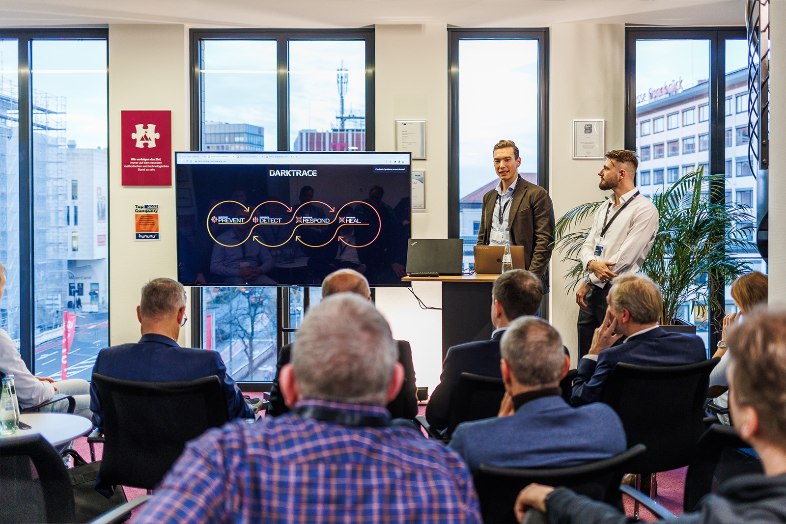 Intelligente Cyber-Abwehr mit KI